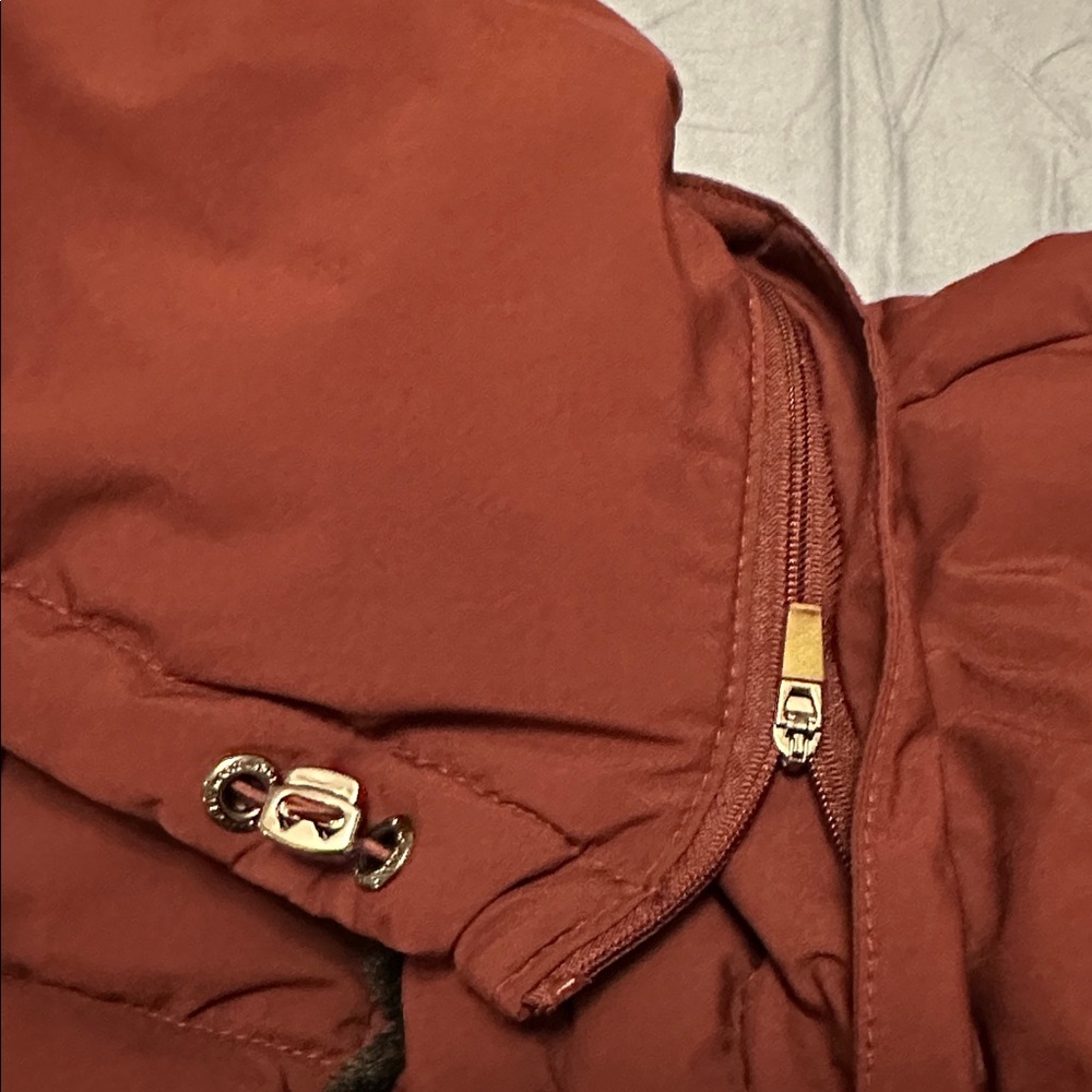 Andrew Marc Women's Deep Burgundy Puffer Jacket - Picture 6 of 7
